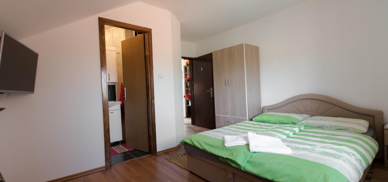 Guesthouse Vila Puzic Banja Luka Eksteriør billede