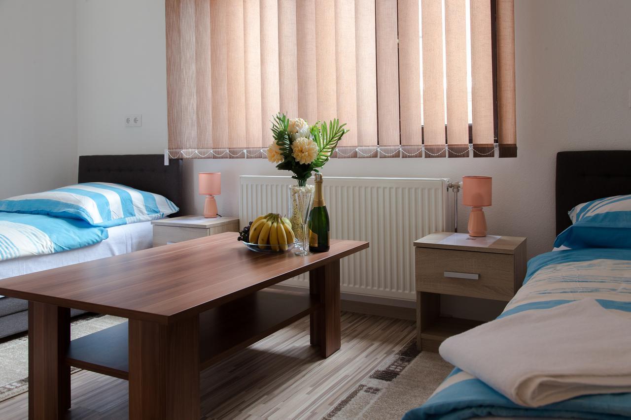 Guesthouse Vila Puzic Banja Luka Eksteriør billede